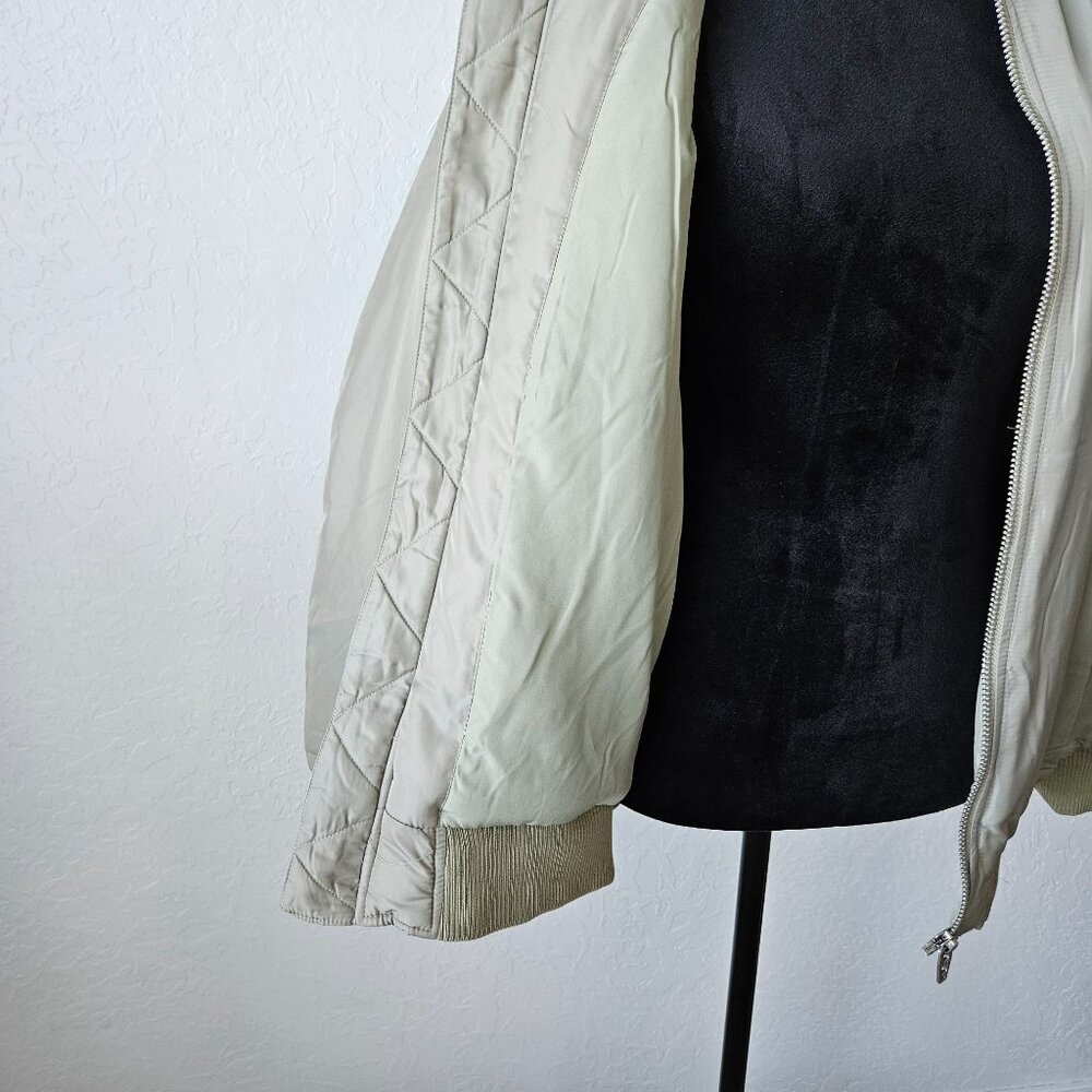 NWT Blank NYC Bomber Style Jacket Coat Pale Green Trendy Sz Small Oversized - Picture 8 of 16